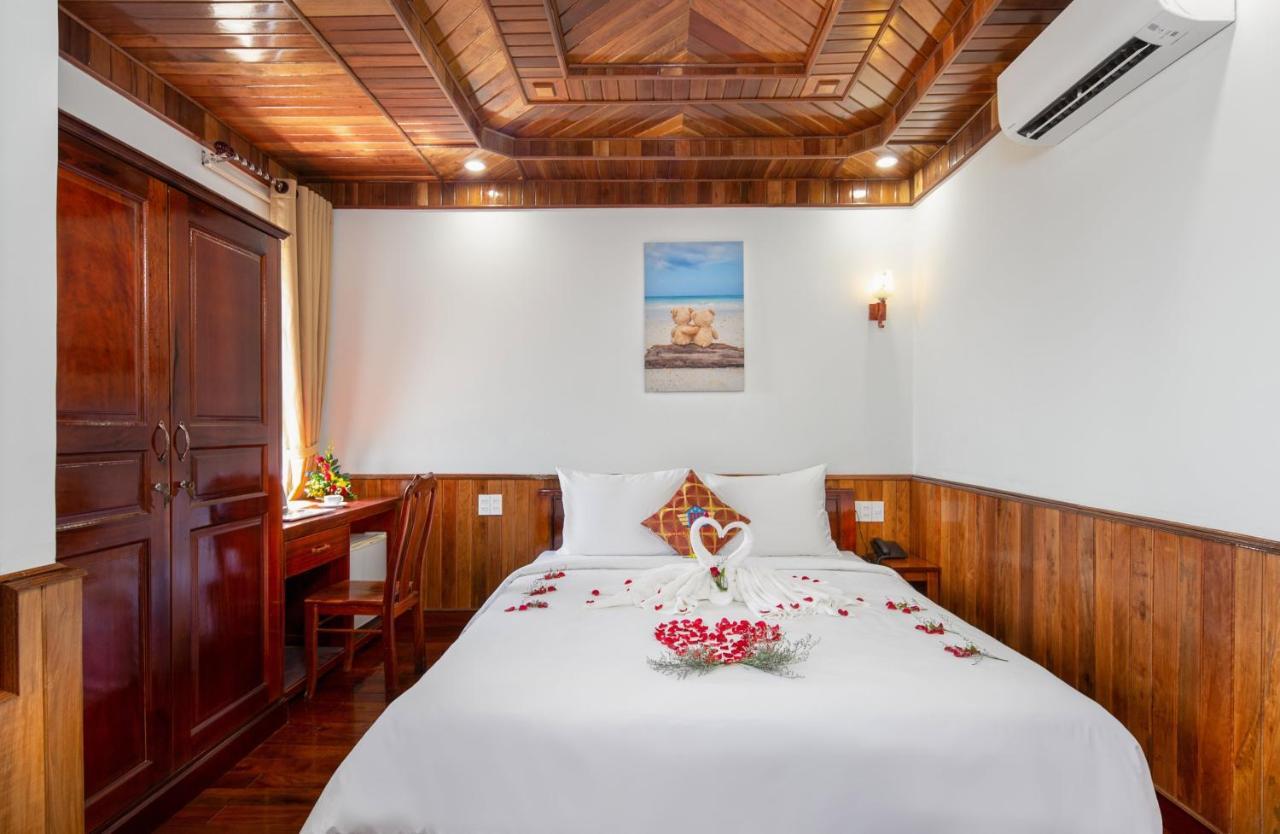 Khach San Pham Gia Da Nang Hotel ภายนอก รูปภาพ