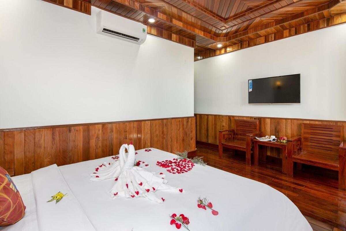 Khach San Pham Gia Da Nang Hotel ภายนอก รูปภาพ